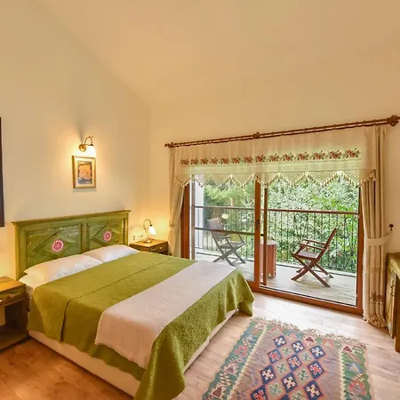 Pyramid Boutique Hotel