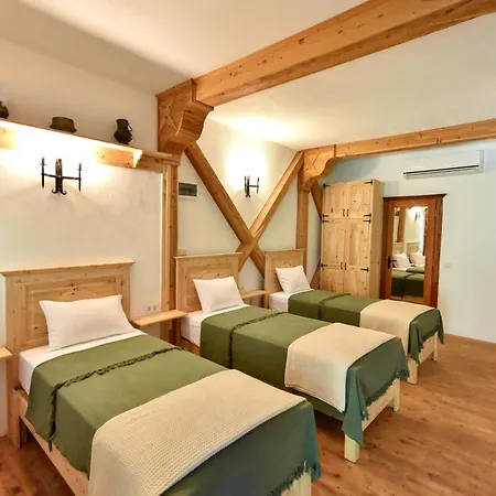 Hotel Pyramid Boutique *