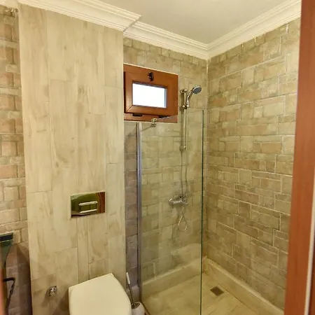 Ξενοδοχείο Pyramid Boutique