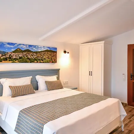 Otel Pyramid Boutique *