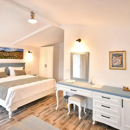 Pyramid Boutique Otel