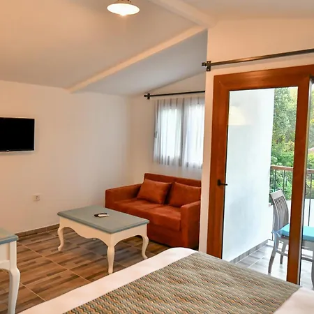 Otel Pyramid Boutique *