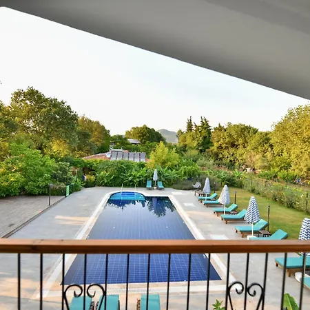 Pyramid Boutique Otel Kayaköy